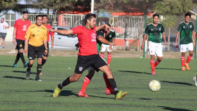 Los equipos participantes serán de categoría Libre.