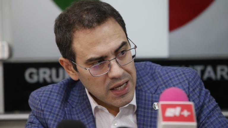 Bernardino Antelo Esper, Diputado local por el PRI.