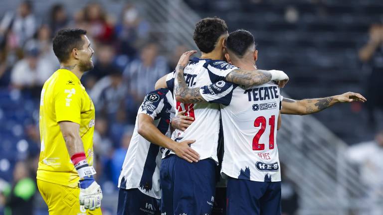 Rayados hace pesar su casa.
