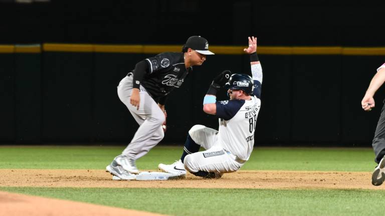 Tomateros sufre primer descalabro y apunta a la inauguración en el Estadio Tomateros.