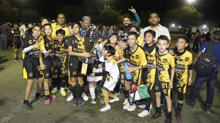 Cierra con broche de oro Torneo Popular Deportivo Sur-Imdec de Futbol
