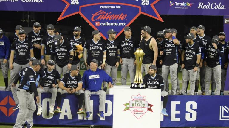 Charros de Jalisco e el representante de México.