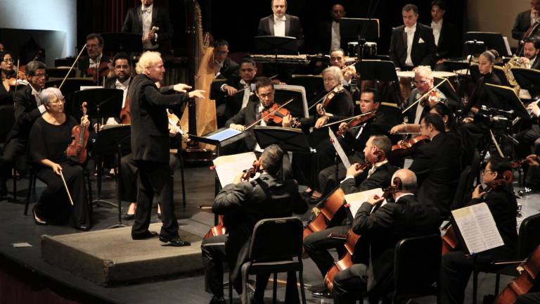 El concierto fue dirigido por el maestro y director huésped Ricardo Diemecke.