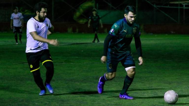 Intensas siguen las acciones de la Liga de Futbol de Segunda Fuerza de Culiacán.