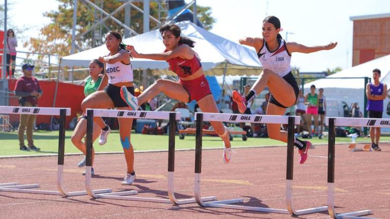 Los atletas sinaloenses están listos para competir en Villaermosa.