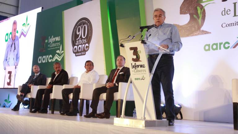 Celebran agricultores sinaloenses 90 años de la AARC