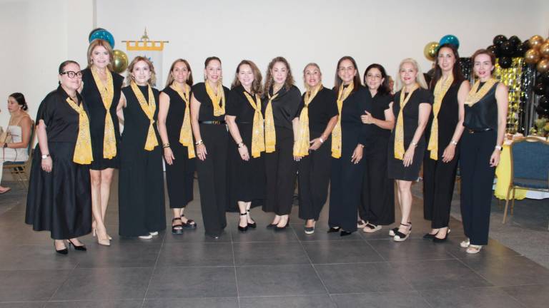 Celebra Anspac Culiacán una generación más de mujeres con deseos de superación