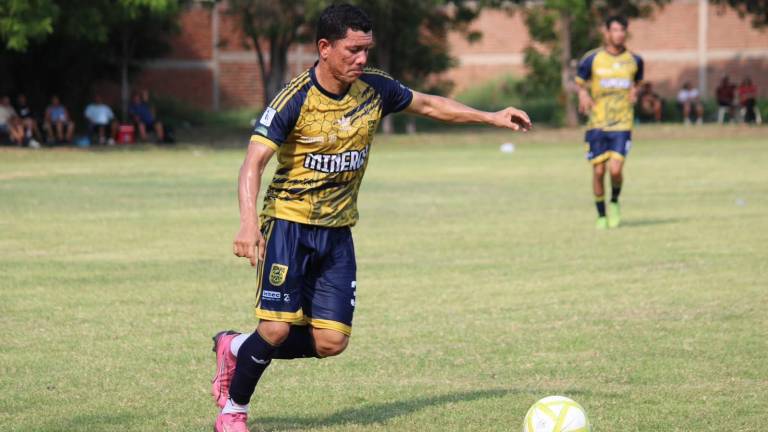 Mineros de El Rosario superó a Rojos de Villa Unión.