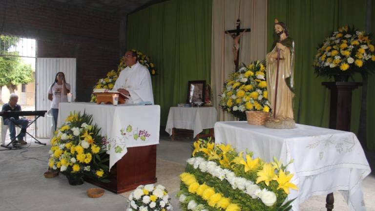 Depositan su fe en San Judas Tadeo en Rosario