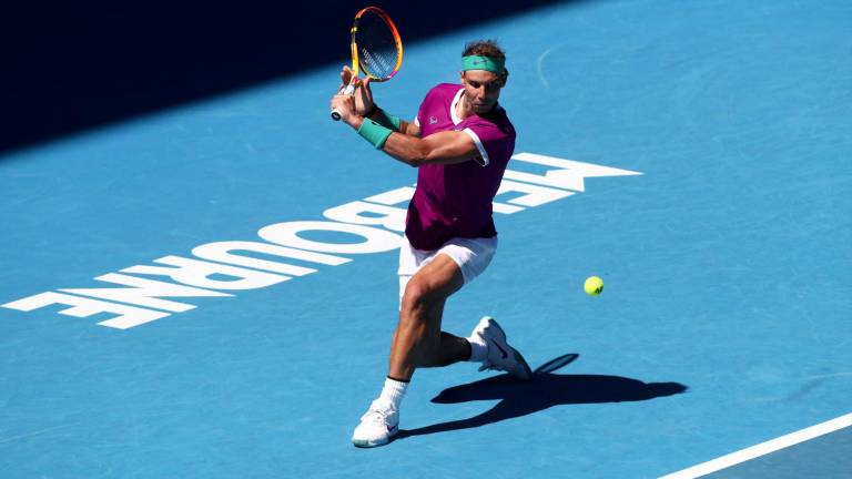 Rafael Nadal gana confianza y llega a la tercera ronda del Abierto de Australia