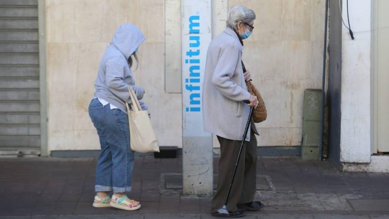 Abríguese bien, ya que Mazatlán registra temperatura de fresca a fría, este jueves.
