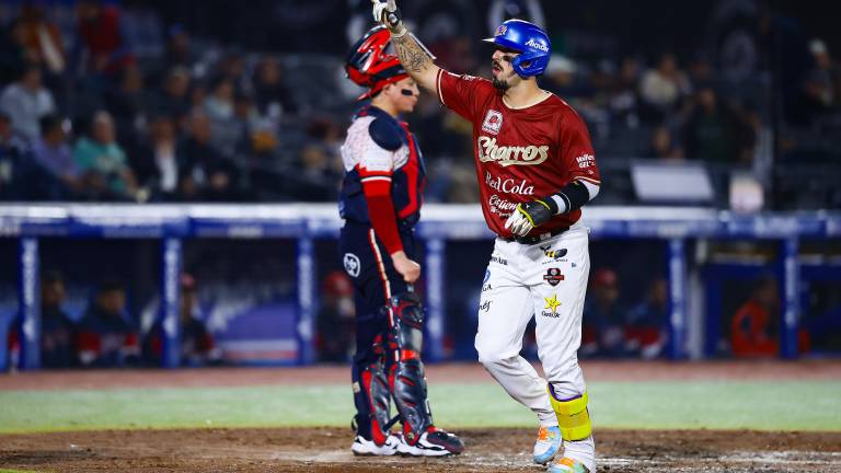Charros de Jalisco apaleó a Águilas de Mexicali en el segundo encuentro de las semifinales y se colocó a medio camino para avanzar.