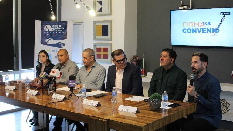 Firma del convenio entre las Juntas de Asistencia Privada de Sinaloa y de la Ciudad de México.