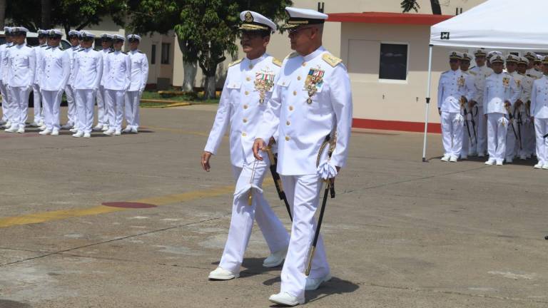 El Vicealmirante Martín Felipe de Jesús Santillán Murillo asume como Comandante de la Cuarta Región Naval.