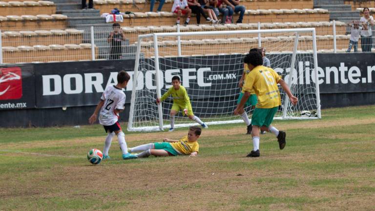 Siguen las emociones en el Mundialito.