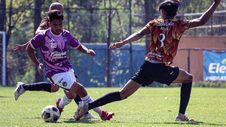 Mazatlán FC pierde su primer partido de pretemporada al caer 2-1 ante Leones Negros