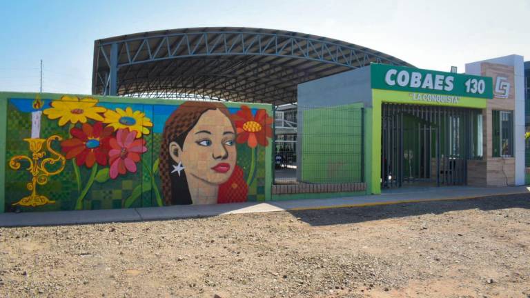 Planteles de Cobaes estrenan murales que se crearon junto con Suma Sociedad Unida.