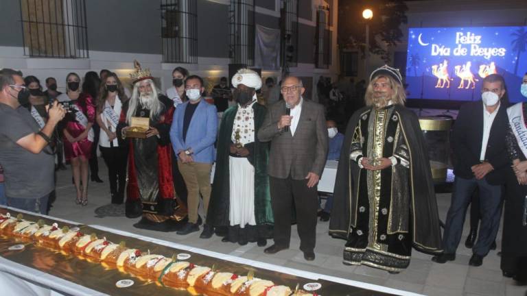 Entre empresarios, Gobierno Municipal y sociedad civil de Mazatlán Recaudan 79 mil pesos en ‘Día de Reyes con causa’