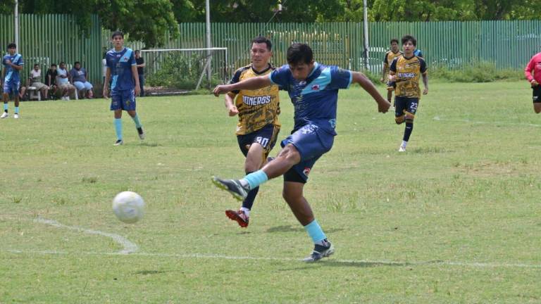 Mineros de Rosario se impuso en penaltis para quedarse con el punto extra, tras igualar 3-3 ante Chonitos Mazatlán en la Unidad Juárez.