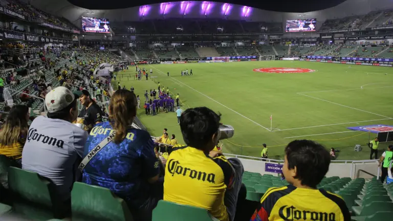 Para el sector turístico, el futbol ha sido clave en la promoción de Mazatlán como destino.