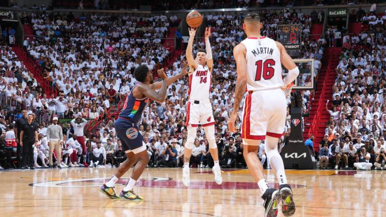 El Heat abrió la serie ante los 76ers con un sólido triunfo en Miami