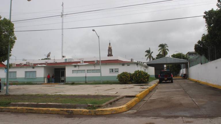 Aunque la unidad local no cuenta con mastógrafo, las pacientes son referidas al Hospital General de Escuinapa.