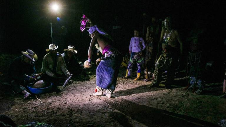 Danza del Coyote, un ritual del puelo Yaqui.