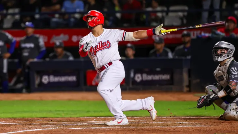 Phillip Evans resolvió el choque con un batazo solitario.