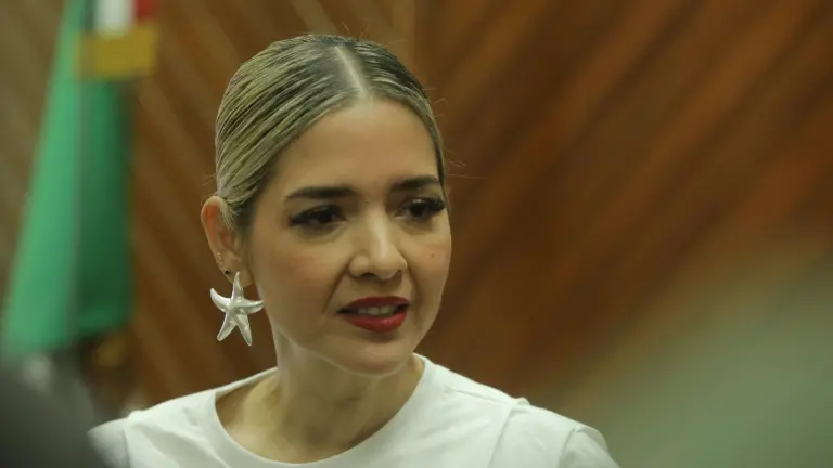 La Presidenta Municipal, Estrella Palacios, señaló que los tres niveles de gobierno coordinan reforzamientos de vigilancia en zonas prioritarias de Mazatlán.