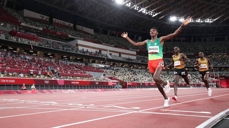 El etíope Barega sorprende a Cheptegei para colgarse el oro olímpico en los 10 mil metros