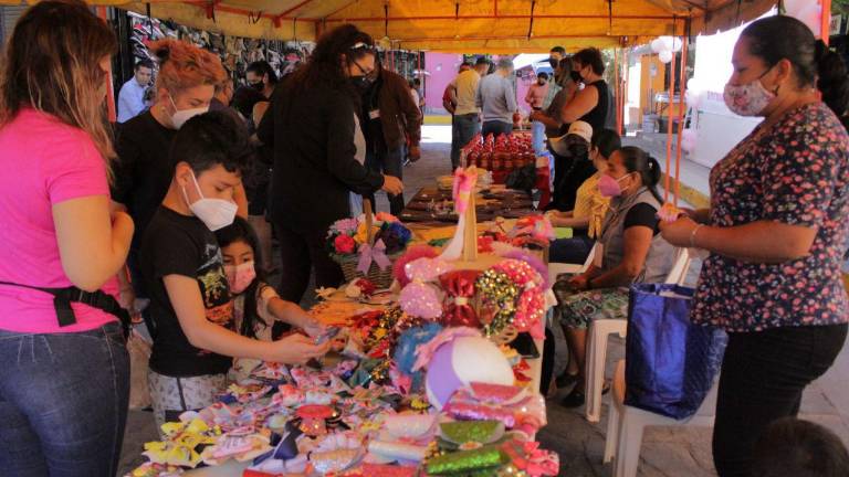 Con éxito se realiza la primera Expo líderes de mujeres emprendedoras de Rosario.