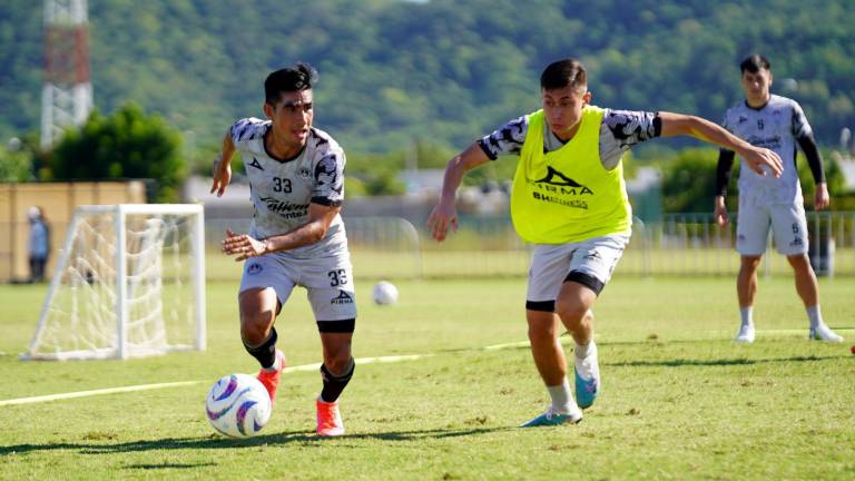 Mazatlán FC se prepara para enfrentar a Santos Laguna en el Play-In del Apertura 2023.