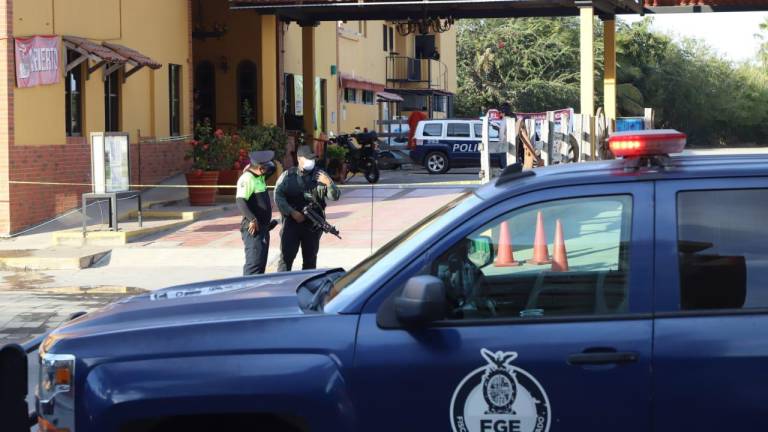 Ataque a balazos en zona turística de Mazatlán deja un muerto y una mujer herida