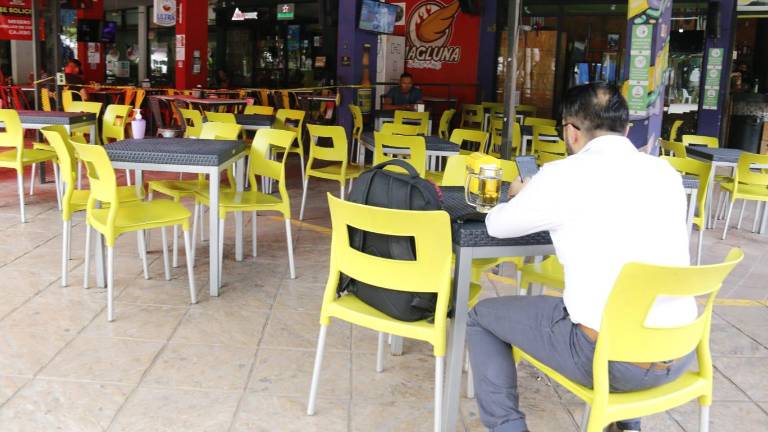 El sector restaurantero de Culiacán buscará incentivar a quien presente el certificado de vacunación.