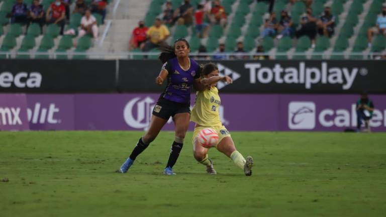 Juego entre Mazatlán FC y América.