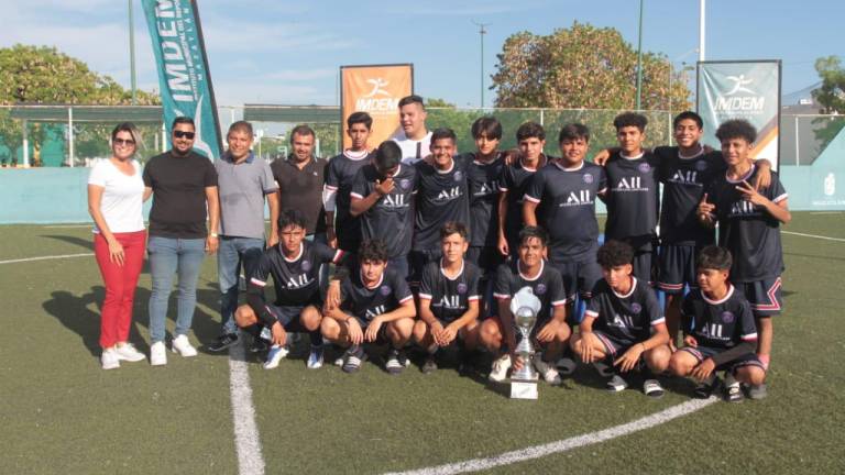 Cetmar 08 levanta título de Liga Estudiantil de Futbol Rápido