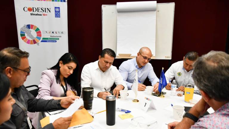 Mesas de trabajo convocadas por Codesin para la construcción del Plan Económico de Largo Plazo para Sinaloa.