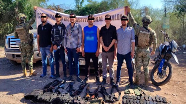 Arsenal y vehículos asegurados por la Marina en Las Trancas puestos a disposición de la autoridad