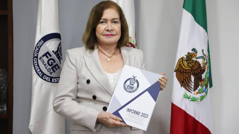 Entrega Fiscal Sara Bruna su informe anual al Congreso del Estado