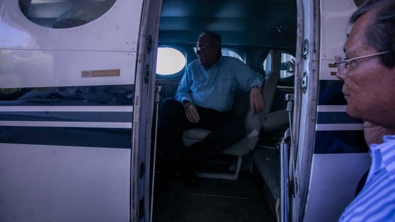 El Gobernador Rubén Rocha Moya informó que se prohibirá el uso de capuchas y vehículos polarizados en la Policía Estatal Preventiva.