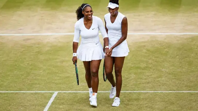 Las hermanas Serena y Venus Williams jugarán juntas.