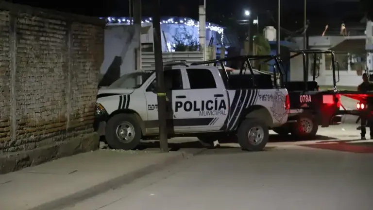 El Gobierno municipal se mantiene pendiente del avance médico de los elementos lesionados en el accidente del jueves en Mazatlán.