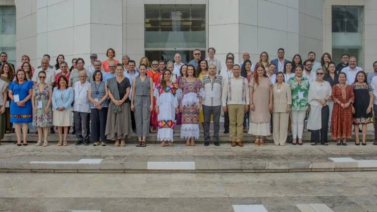 Titulares de cultura de los estados se reúnen en Chetumal.