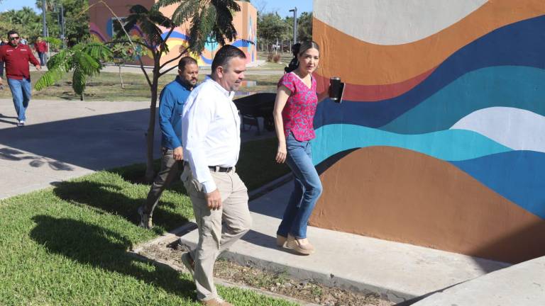La Alcaldesa de Mazatlán Estrella Palacios Domínguez habla del operativo que implementarán el domingo.