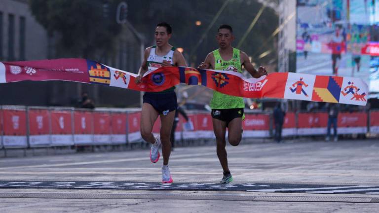Mexicanos hacen el 1-2 en el Maratón de la Ciudad de México