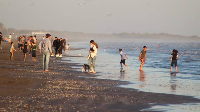 Canacintra Guasave avala apertura de playas en Semana Santa