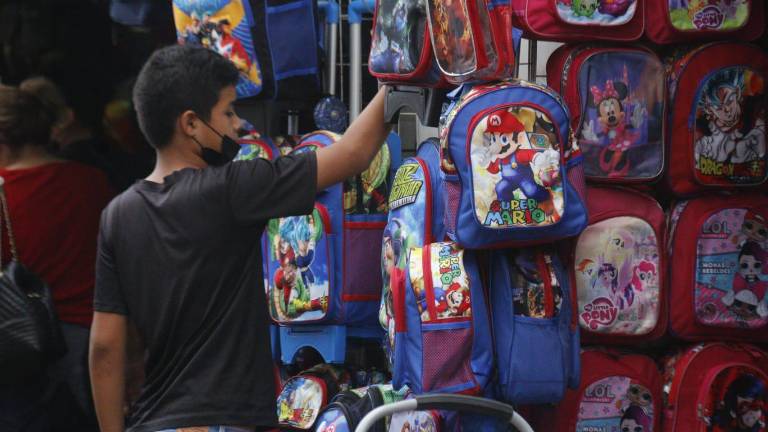 Ventas en comercios del Centro de Culiacán.