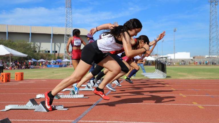 Los atletas sinaloenses tuvieron un arranque productivo en el primer día del Macro Regional de atletismo.