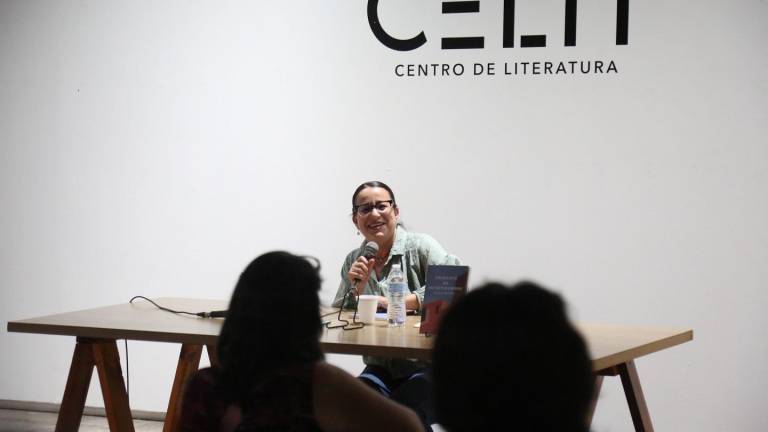 Cecilia Magaña presenta su nueva novela ‘Principio de incertidumbre’