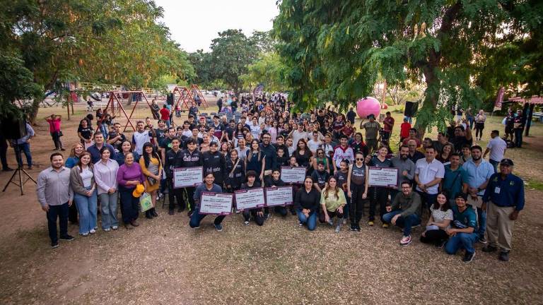 Culiacán reconoce a su talento deportivo con becas anuales a medallistas Conade 2025.